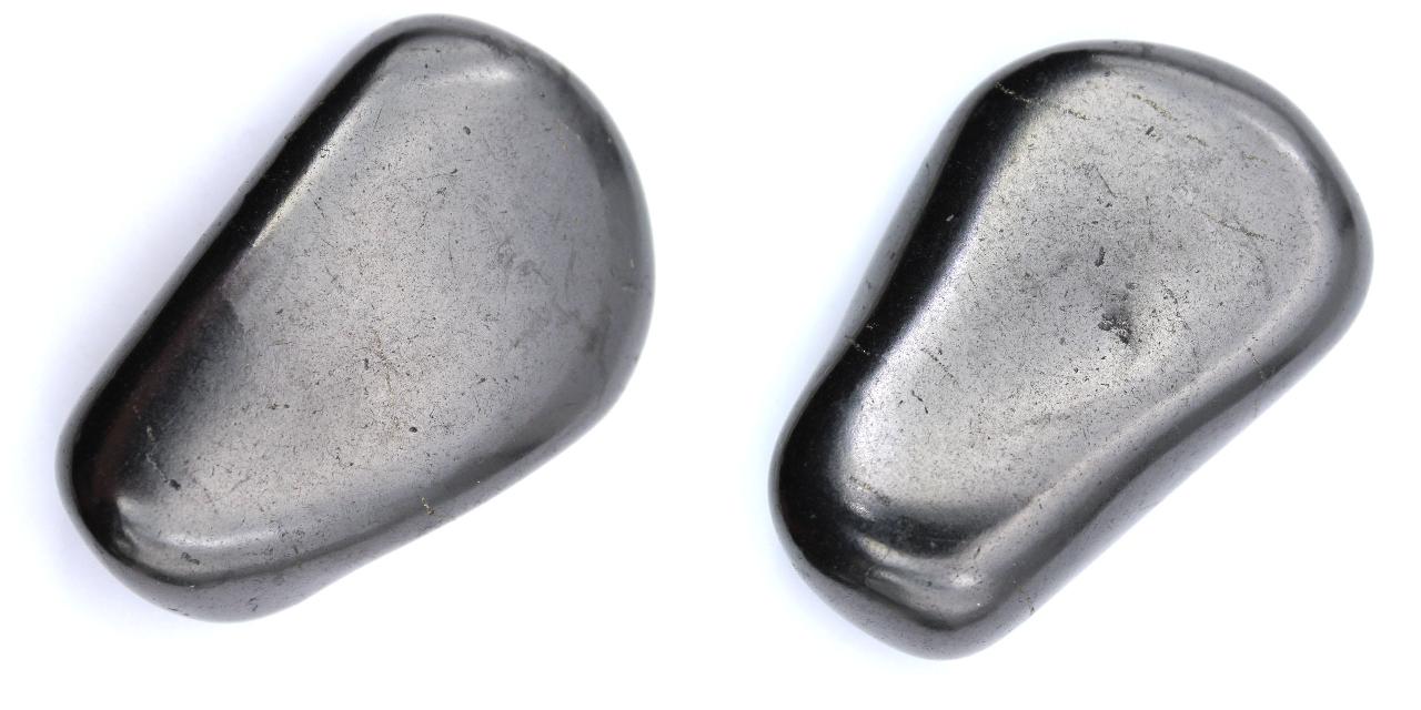 Piedra shungit pulida Rusia 50gr 45mm, 12€