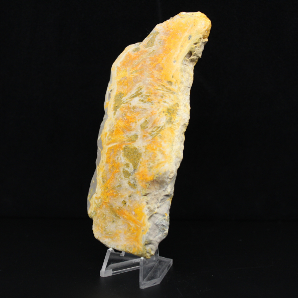 Ejemplar de jaspe abejorro volcánico pulido