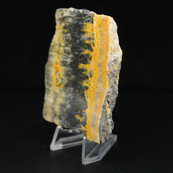 Pequeña placa pulida de jaspe abejorro