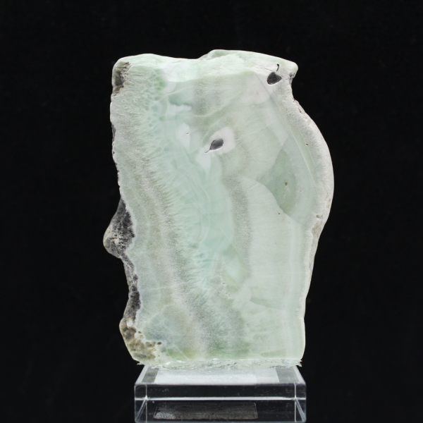 Rebanada de piedra de aragonita verde natural