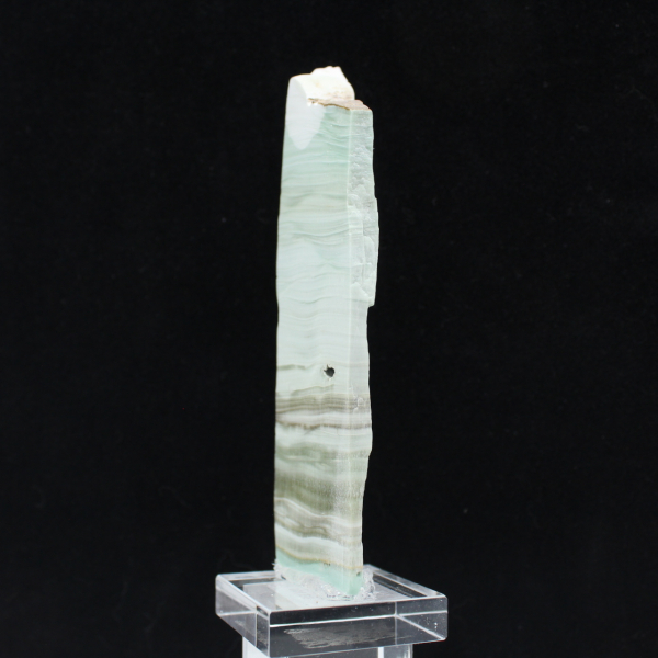Piedra de aragonita verde ideal para colección