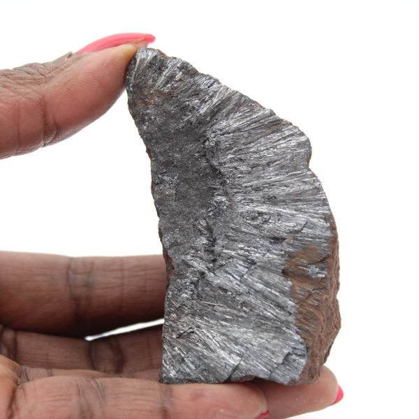 Pequeño ejemplar de pirolusita, cristalización en Marruecos