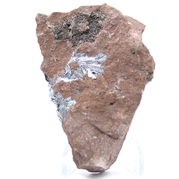 Cristales genuinos de pirolusita en matriz