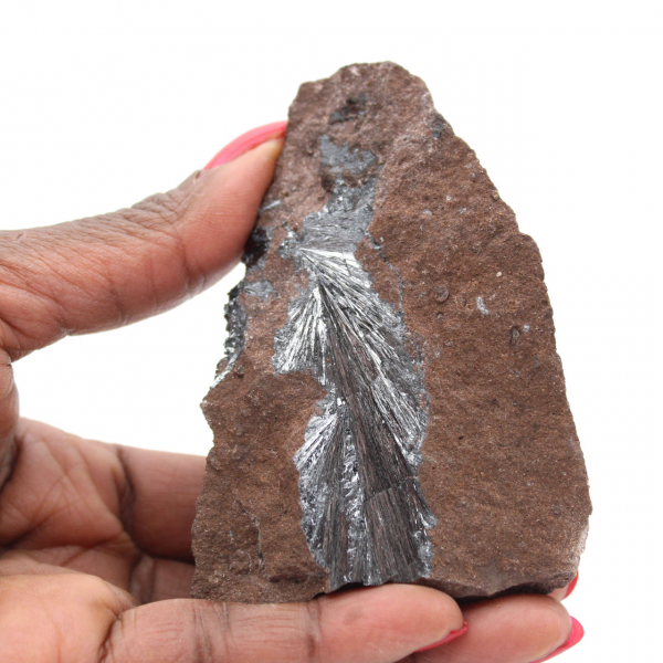 Cristales genuinos de pirolusita en matriz