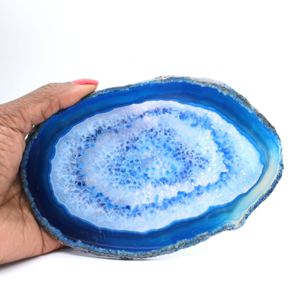 Rodaja de ágata azul pulida para decoración mineral.