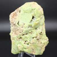 Piromorfita verde en placa