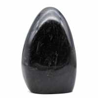 Piedra natural turmalina negra