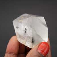 Cristal de roca con inclusión