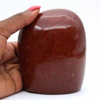 Piedra de jaspe rojo pulido
