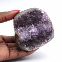 Geoda de amatista brasileña: decoración y mineralogía