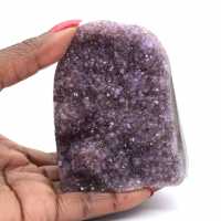 Geoda de amatista de Brasil: un tesoro mineralógico