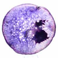 Rebanada de ágata brasileña maciza, tonos púrpura.