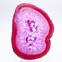 Rodaja de ágata pulida, teñida de rosa