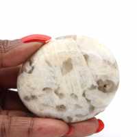 Guijarro de feldespato malgache – Piedra natural Guijarro de feldespato malgache – Piedra natural