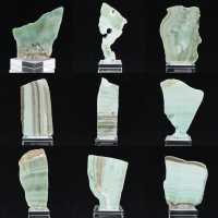 Rebanada de piedra de aragonita verde natural