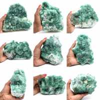 Fluorita verde cruda en cristales en matriz