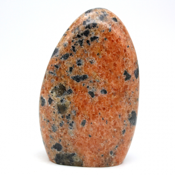 Piedra de calcita naranja pulida