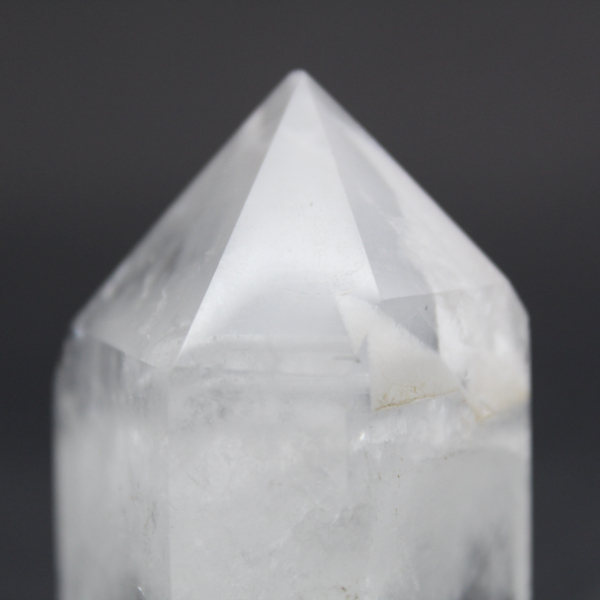Prisma de cristal de roca con fantasma