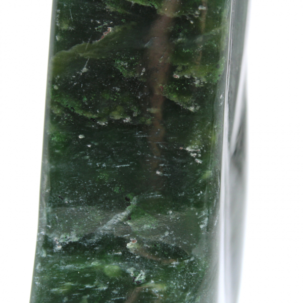 Roca de jade nefrita natural