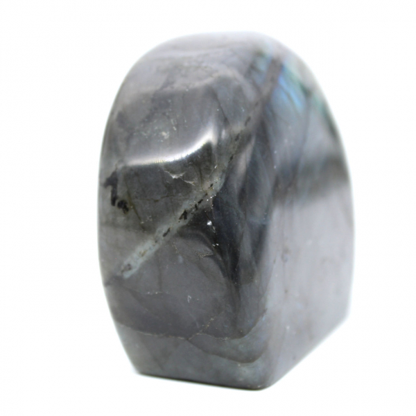 Piedra de labradorita pulida de forma libre