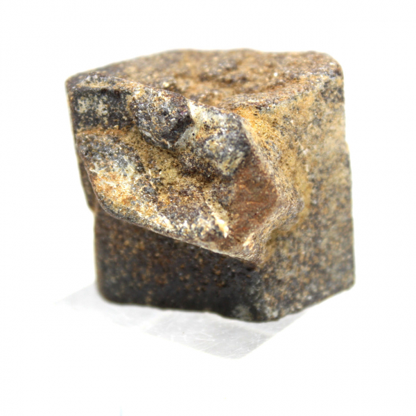 Estaurolita cristalina