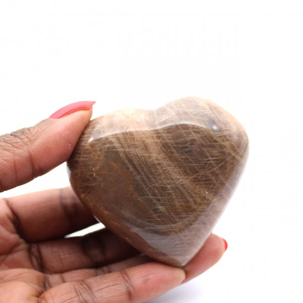 Corazón de piedra lunar