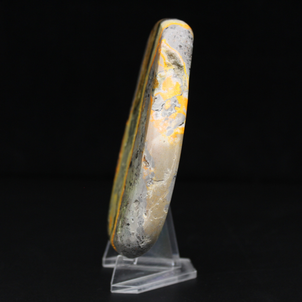 Adorno de jaspe abejorro natural pulido