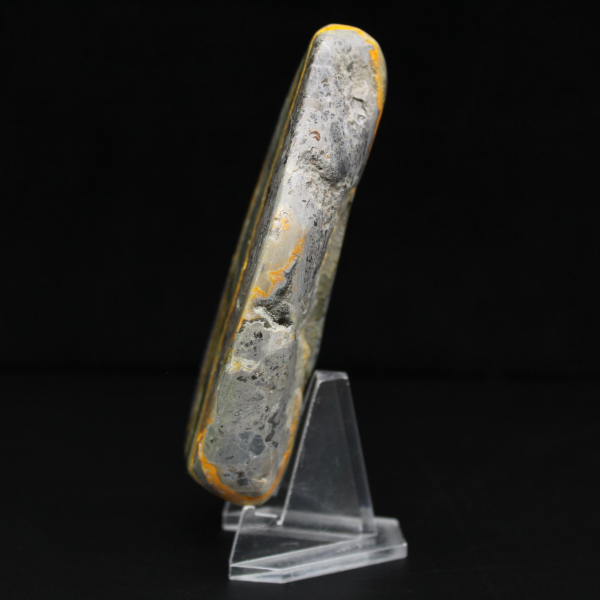 Adorno natural de abejorro de jaspe de piedra lisa