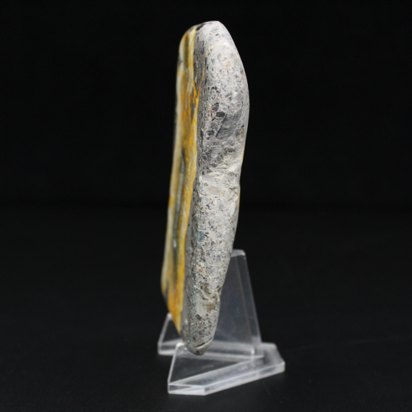 Piedra volcánica abejorro de jaspe liso