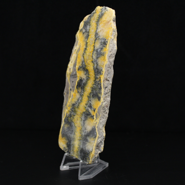 Jaspe abejorro: una porción mineralógica de Java