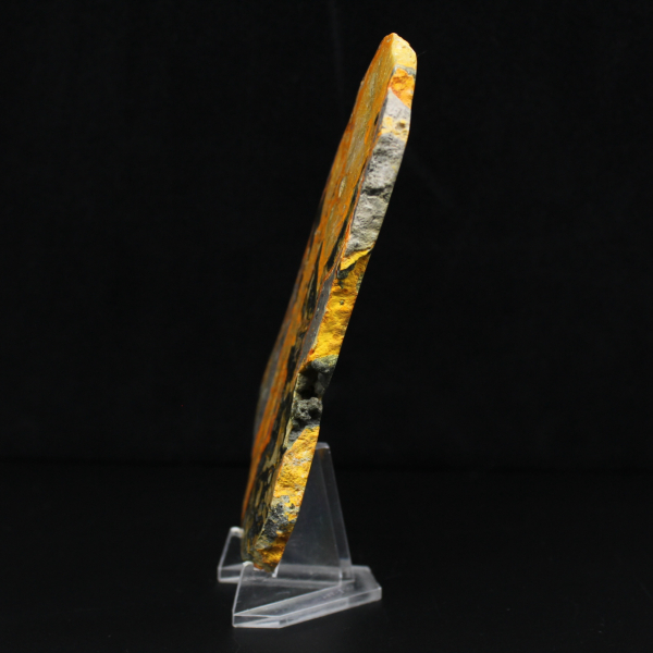 Jaspe abejorro de Indonesia: placa de yeso sulfuroso