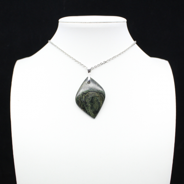 Colgante de hoja de jaspe kambamba