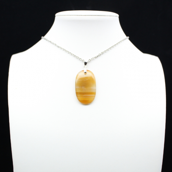 Colgante de piedra cornalina