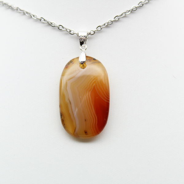 Colgante de piedra cornalina
