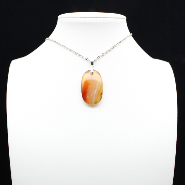 Colgante de piedra cornalina