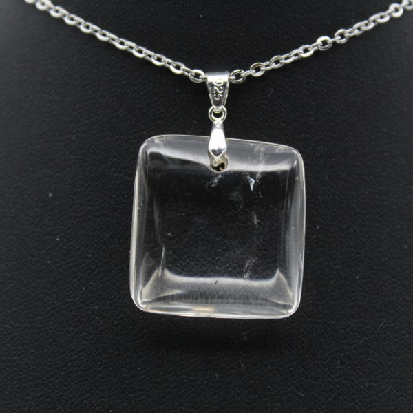 Colgante de cristal de roca