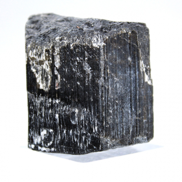 Cristal de turmalina negra