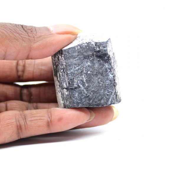 Cristal de turmalina negra