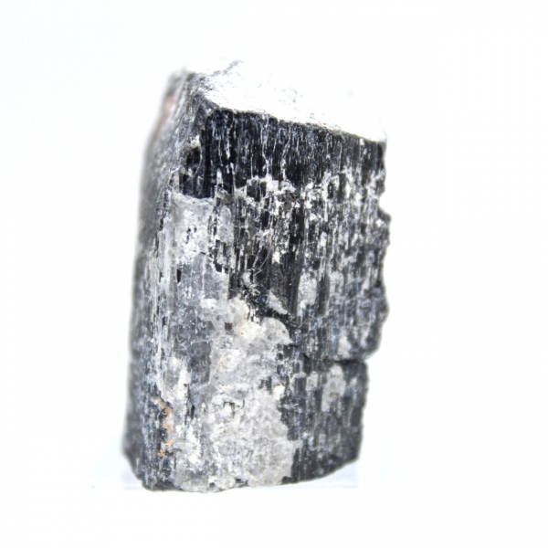 Cristal de turmalina negra