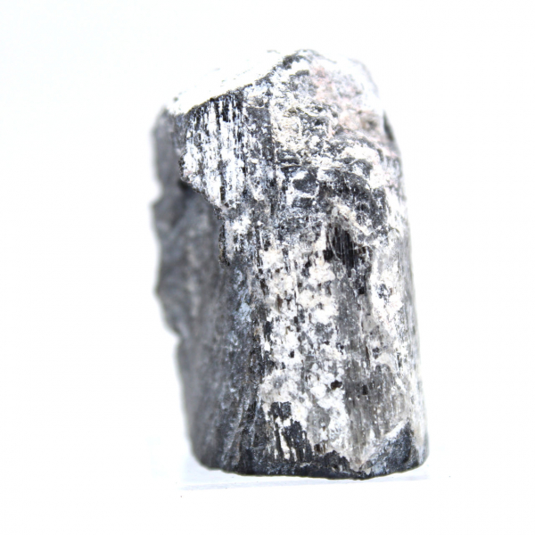 Cristal de turmalina negra