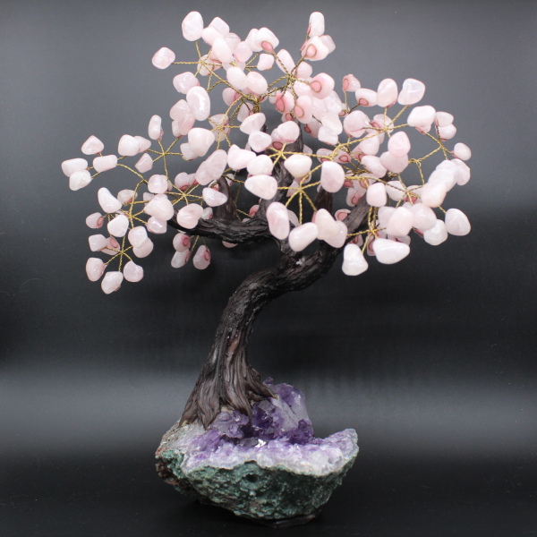 Árbol mineral con base de amatista y hojas de cuarzo rosa