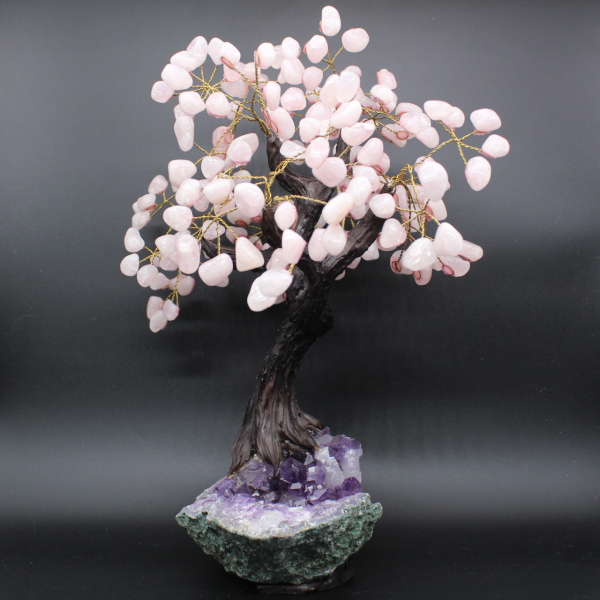 Árbol mineral con base de amatista y hojas de cuarzo rosa