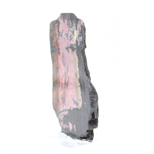 Piedra de rodonita natural mineral bruto y único