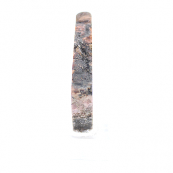 Piedra de rodonita natural mineral bruto y único
