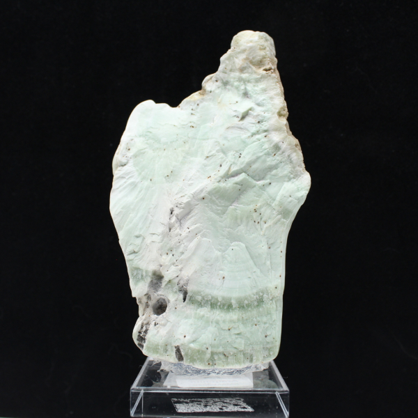 Rebanada auténtica y pulida de piedra de aragonita verde