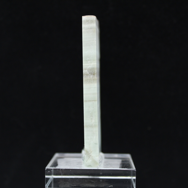 Piedra de aragonita verde ideal para colección