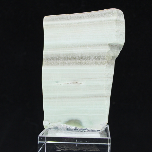 Piedra de aragonita verde ideal para colección