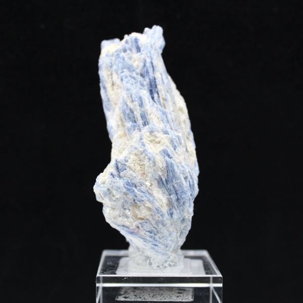Cristales de cianita