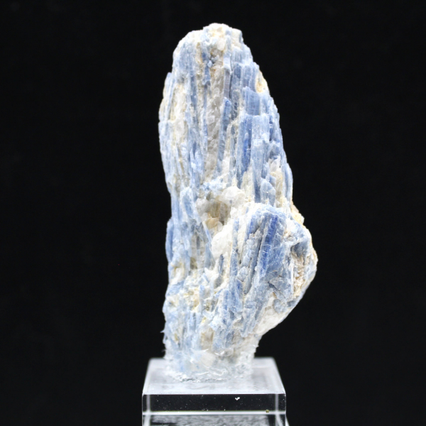 Cristales de cianita