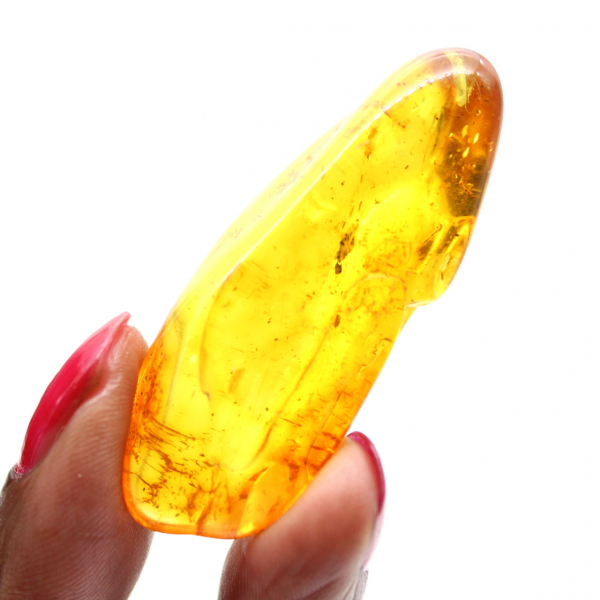 Ámbar amarillo de Lituania: un guijarro con un toque estético